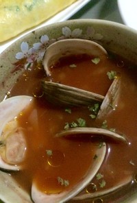 ホンビノス貝のトマトスープ