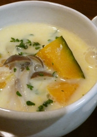 簡単！冬野菜（かぼちゃ）の豆乳味噌スープ