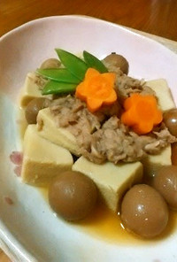 高野豆腐と味付けうずらの煮卵