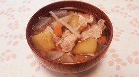 さつまいも入りの美味しい簡単な豚汁♪