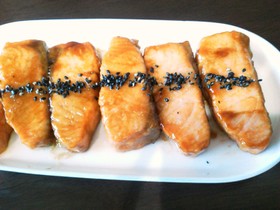 ☆簡単☆美味しい☆サーモンの照り焼き☆