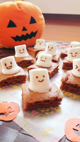 ハロウィンにも☆簡単おばけのプチケーキ。