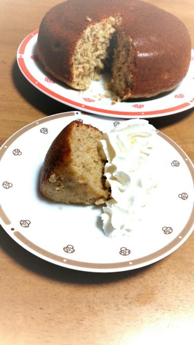 炊飯器で超簡単バナナケーキ(●´ω｀●)の写真