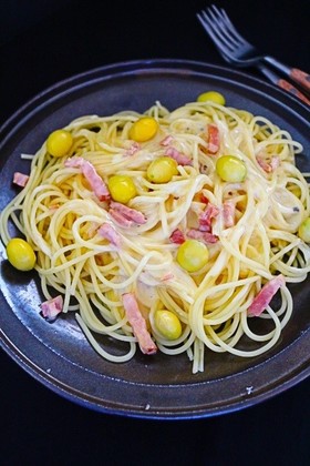 ★カルボナーラ秋の味覚銀杏入り。