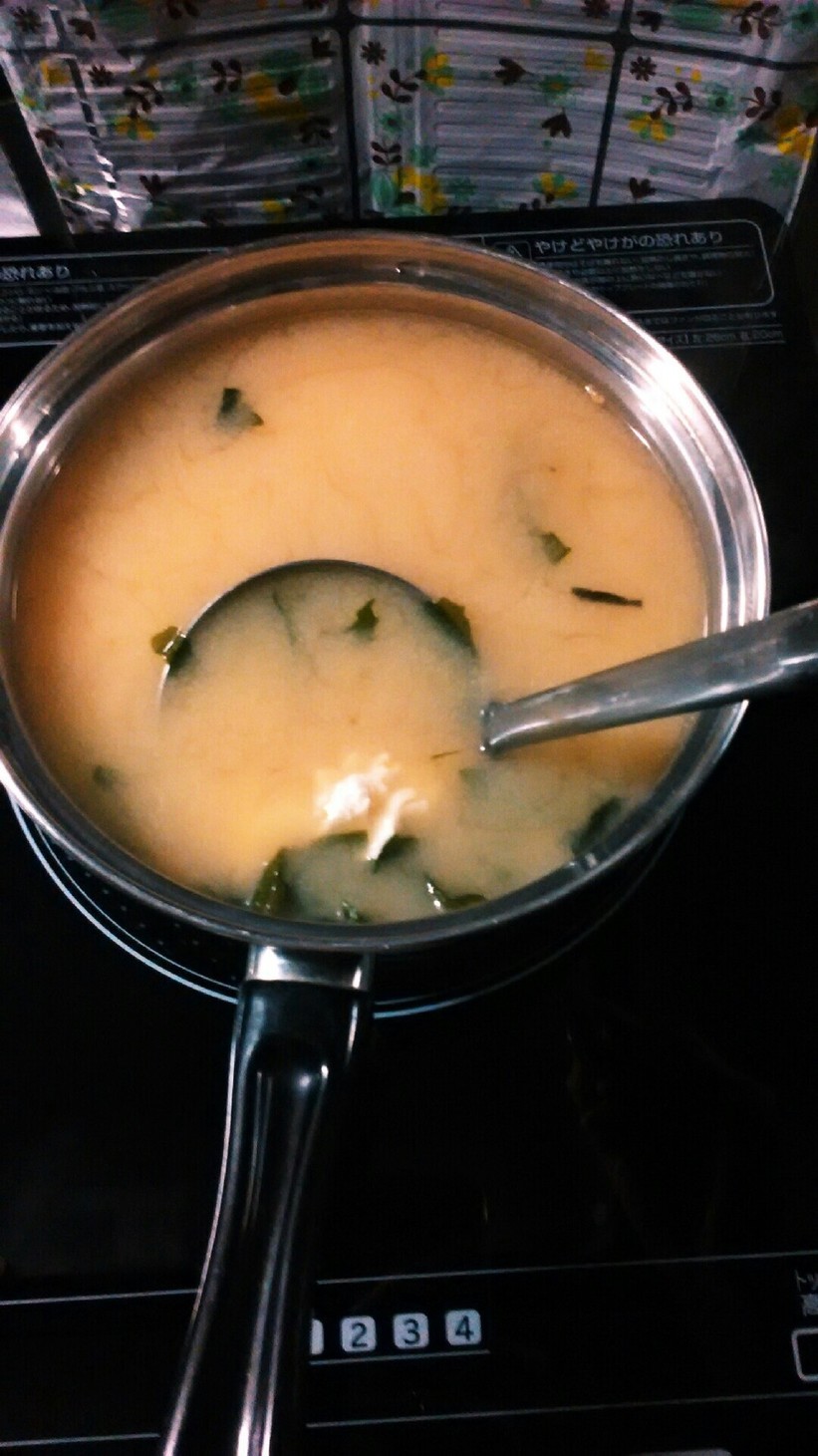包丁いらず。ずぼらな豆腐の味噌汁の画像