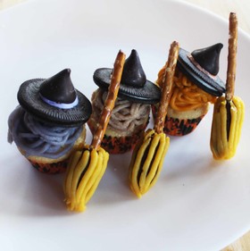 <ハロウィン>魔女のカップケーキ ♪