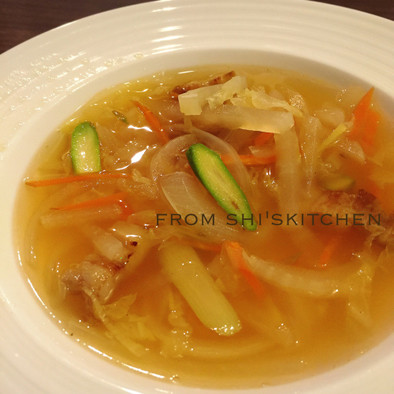 豚バラ肉と生姜のぽかぽかスープの写真