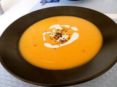 生ショウガとさつま芋のスープの写真