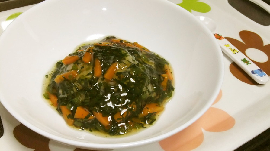 離乳食：にんじんと小松菜のあんかけご飯の画像
