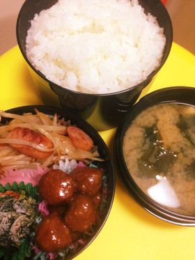 弁当 ウィンナーもやし玉ねぎ 余り物