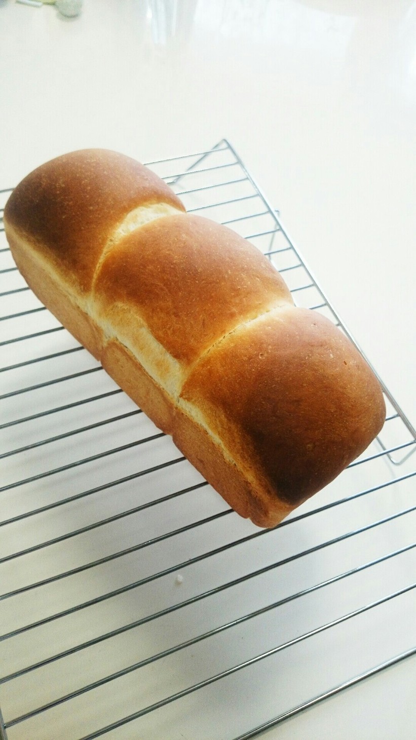 HBで☆パウンド型のミニ食パンの画像