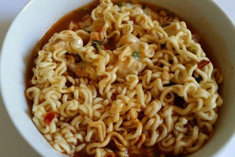 ｷｬﾝﾌﾟでも 超お手軽韓国ラーメン レシピ 作り方 By まるみｸｯｷﾝｸﾞ クックパッド 簡単おいしいみんなのレシピが357万品