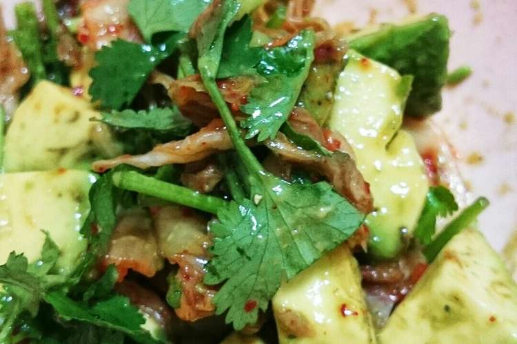 パクチーとアボカドキムチ合え レシピ 作り方 By あんきも クックパッド