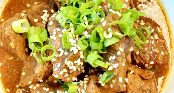 低カロリースロークッカー牛肉とブロッコリーのレシピ