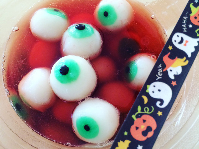 簡単 ハロウィン 目玉のホラー白玉デコ レシピ 作り方 By Hana You クックパッド 簡単おいしいみんなのレシピが353万品