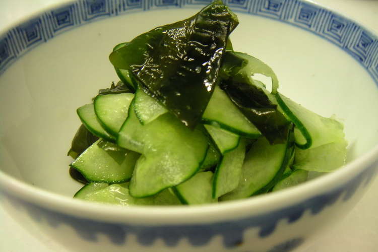 すし酢で簡単 新わかめときゅうりの酢の物 レシピ 作り方 By れいにあ クックパッド