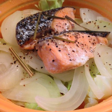 鮭と野菜のレンジ蒸しの写真
