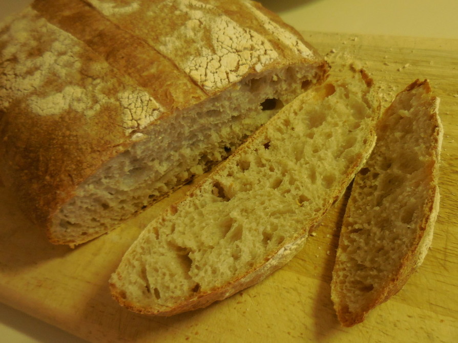 低温発酵＆高加水率（70％）のパンの画像