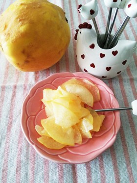 お茶請け♡かりん(マルメロ)の砂糖漬け♪