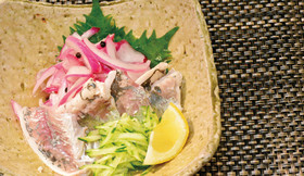 釣り魚の店 舟武のアジのオイルサーディン