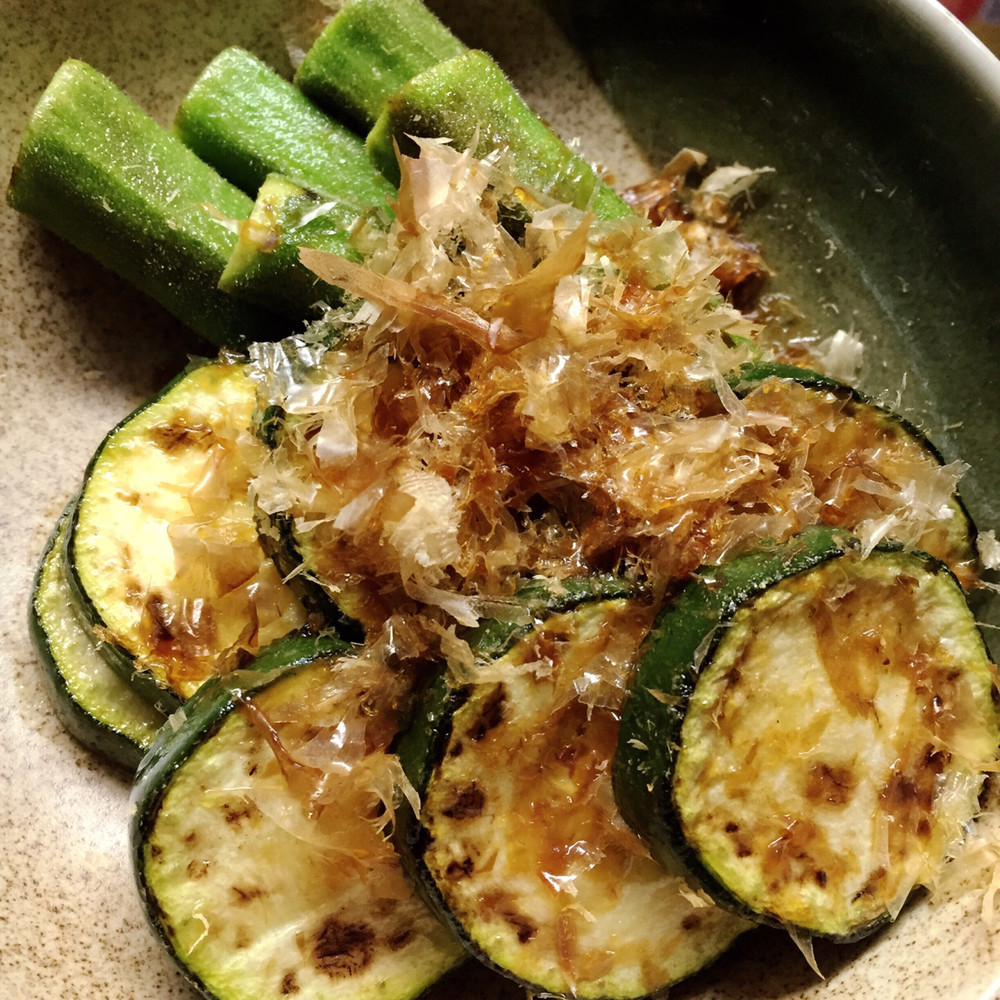 簡単 和風 ズッキーニのおかか醤油 レシピ 作り方 By Peco Mama クックパッド 簡単おいしいみんなのレシピが377万品