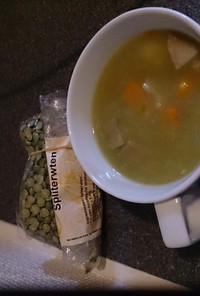 ErwtenSoupオランダ風豆スープ
