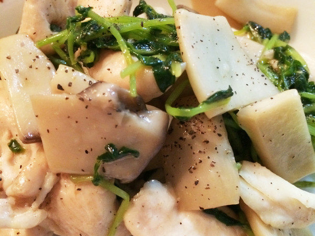 鶏ささみと豆苗のにんにく塩炒め レシピ 作り方 By Na Sko クックパッド 簡単おいしいみんなのレシピが356万品