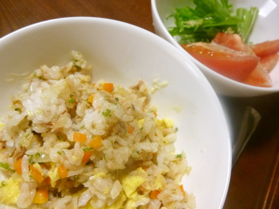 【幼児食】野菜たっぷりツナチャーハンの画像