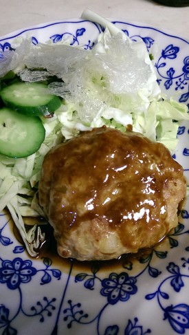 グリルでハンバーグ(スペースパン)