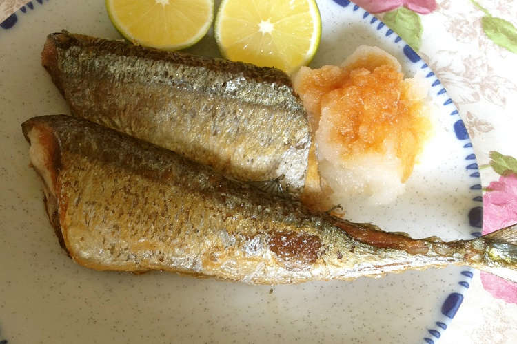 母レシピ フライパンで秋刀魚の塩焼き レシピ 作り方 By きまぐれエディー クックパッド 簡単おいしいみんなのレシピが353万品