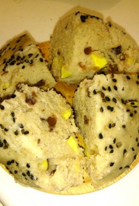 レンジで簡単☆さつま芋と小豆の蒸しパン