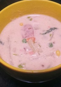 白菜とベーコンの牛乳スープ