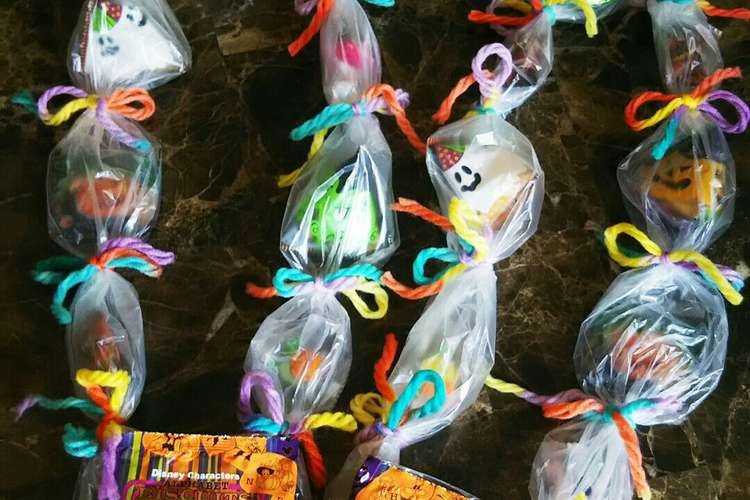 子供喜ぶ お菓子の首飾り レシピ 作り方 By ｷｬｻﾘﾝ クックパッド 簡単おいしいみんなのレシピが376万品