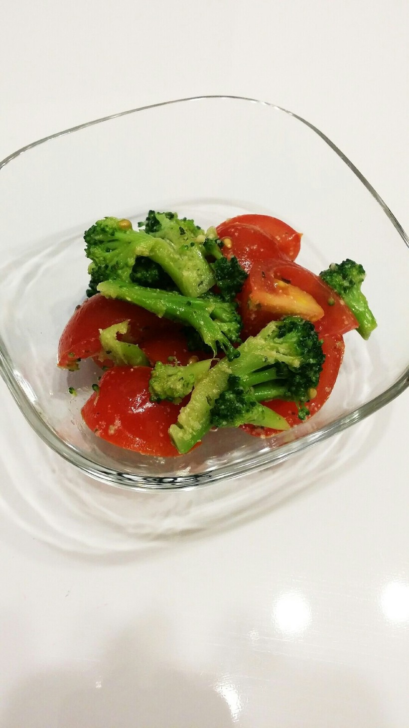 トマトとブロッコリーのイタリアン小鉢の画像
