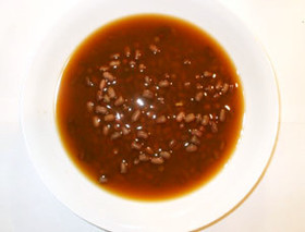 炊飯器で煮る!黒砂糖+小豆煮♪
