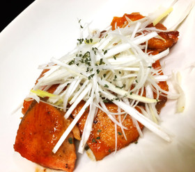 簡単激うま♡鮭のバターポン酢ソテー