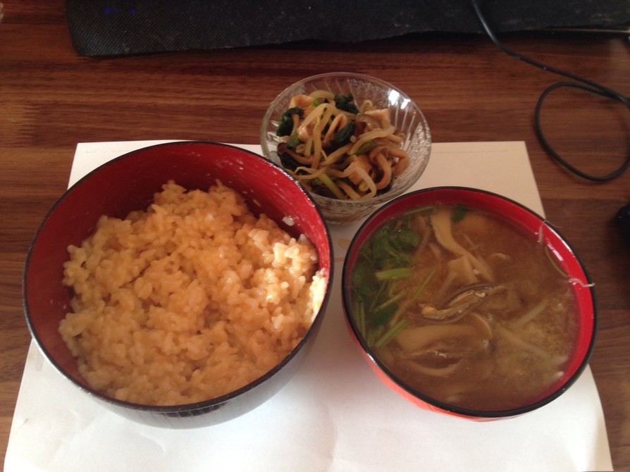 和食の朝ごはんの画像