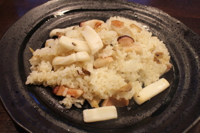 タコ・イカ・ショウガ炒飯の写真