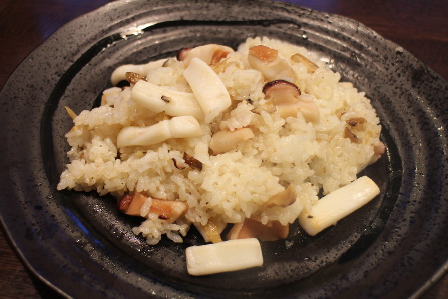 タコ・イカ・ショウガ炒飯の画像