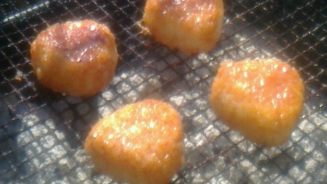ｂｂｑの時限定 特別の焼きおにぎり レシピ 作り方 By ヒカルイチロー クックパッド 簡単おいしいみんなのレシピが354万品