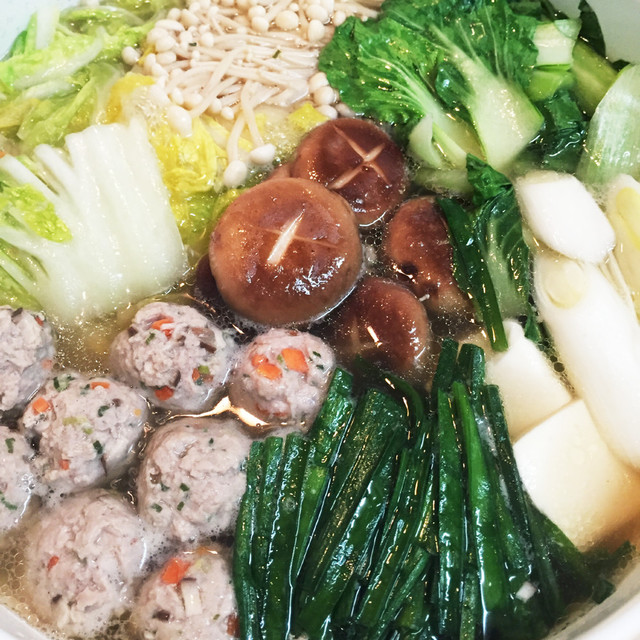 簡単 ウェイパーで肉団子の塩ちゃんこ鍋 レシピ 作り方 By Non クックパッド 簡単おいしいみんなのレシピが352万品