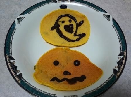 ハロウィン風かぼちゃのパンケーキの画像