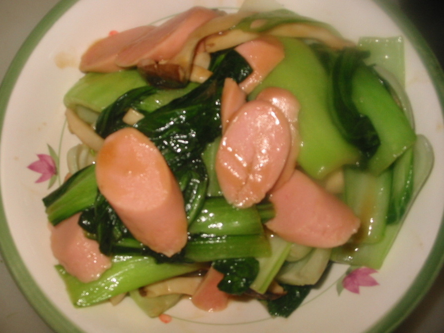 青梗菜と魚肉ソーセージのオイマヨ炒めの画像