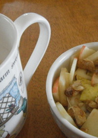 林檎と薩摩芋と胡桃の蜂蜜ココットカマン