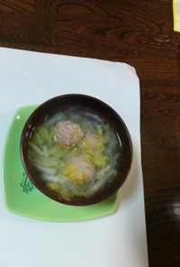 豚挽き肉団子と春雨白菜のスープ