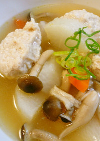 ふわふわ鶏団子と大根の中華スープ