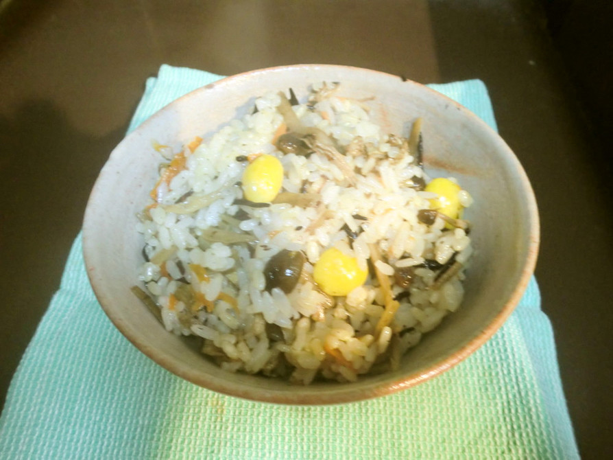 発芽米混ぜご飯の画像
