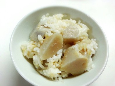 FANCL発芽米で里芋ご飯の写真