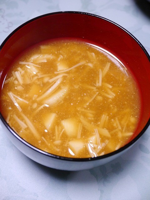 里芋エノキ汁（なめこ汁風）の画像