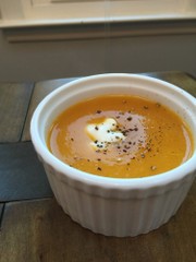 ぽってり濃厚オレンジカボチャのスープの写真